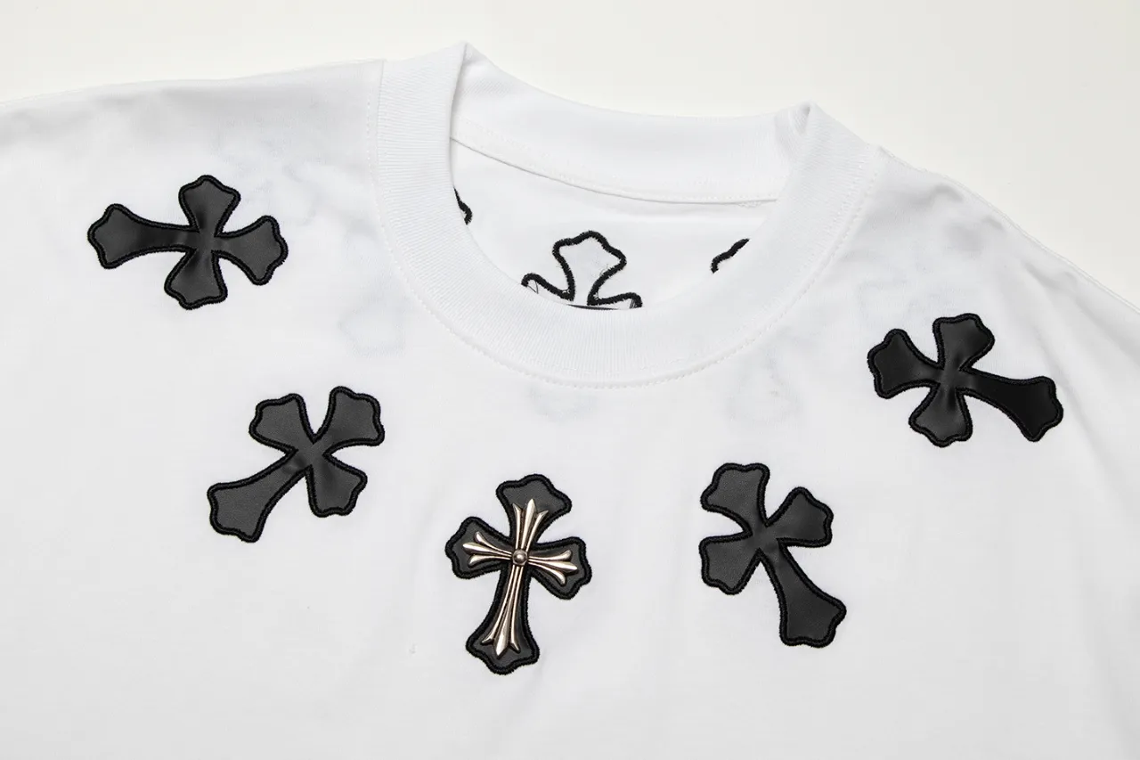 P150 Chrome Hearts Chrome Hearts Iron Cross Short Sleeve Size: SMLXL Color: White Black